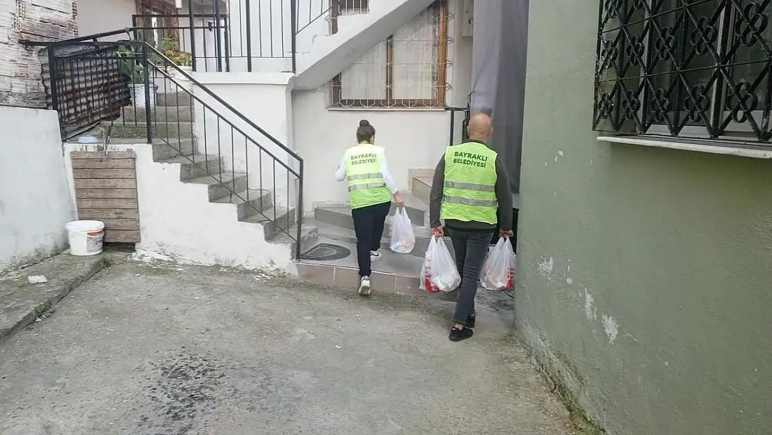 Bayraklı Belediyesinden Ramazan boyunca 13 bin kişiye iftar paketi