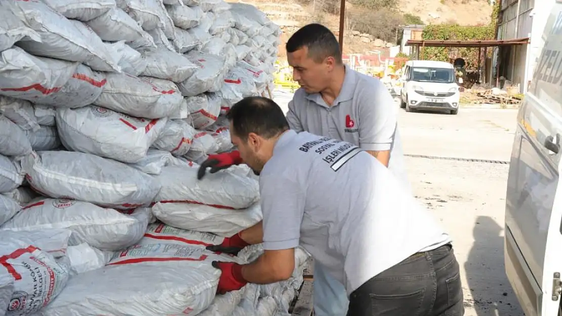 Bayraklı Belediyesinden yakacak desteği