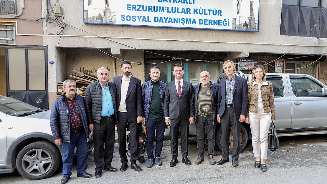 Bayraklı'da mahalle turları devam ediyor