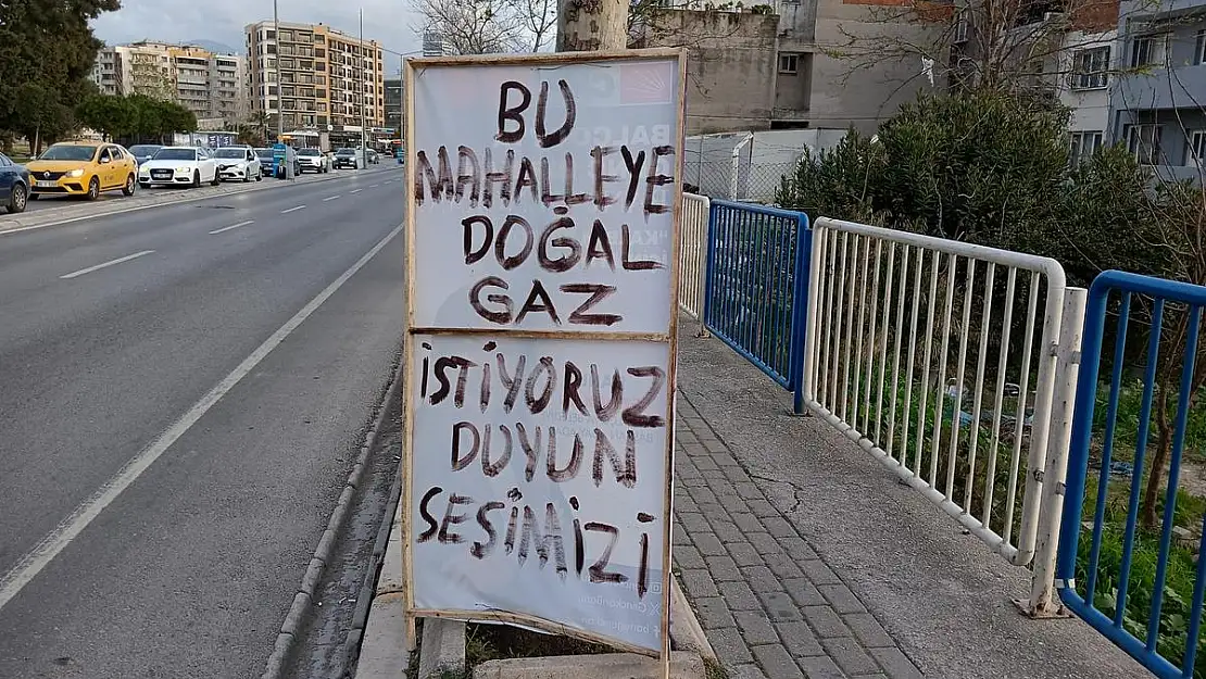 Bayraklı isyanda: Romalılar yapmış Soyer ve Sandal yatmış!