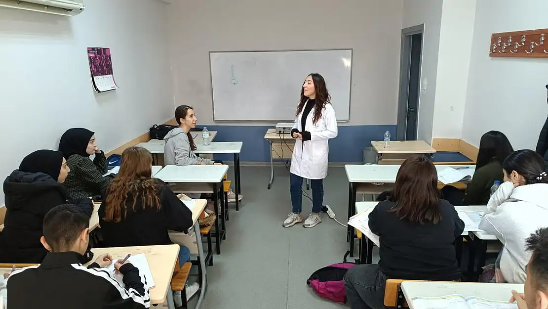 Bayraklı’dan öğrencilere sömestr döneminde kurs desteği