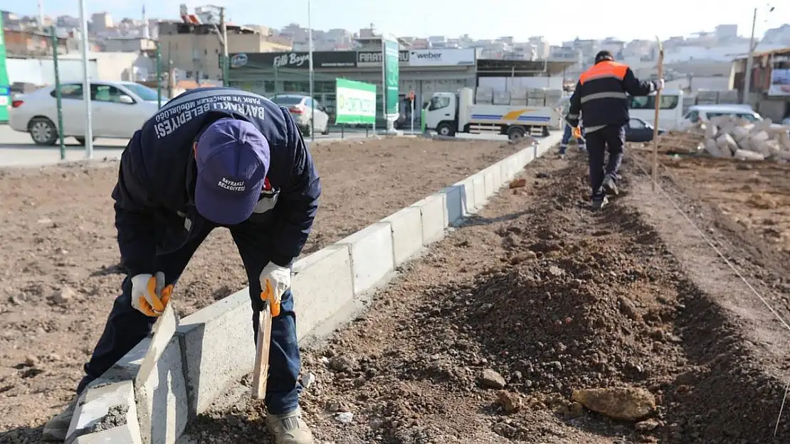 Bayraklı'nın 17'nci parkı Yamanlar Mahallesi'ne