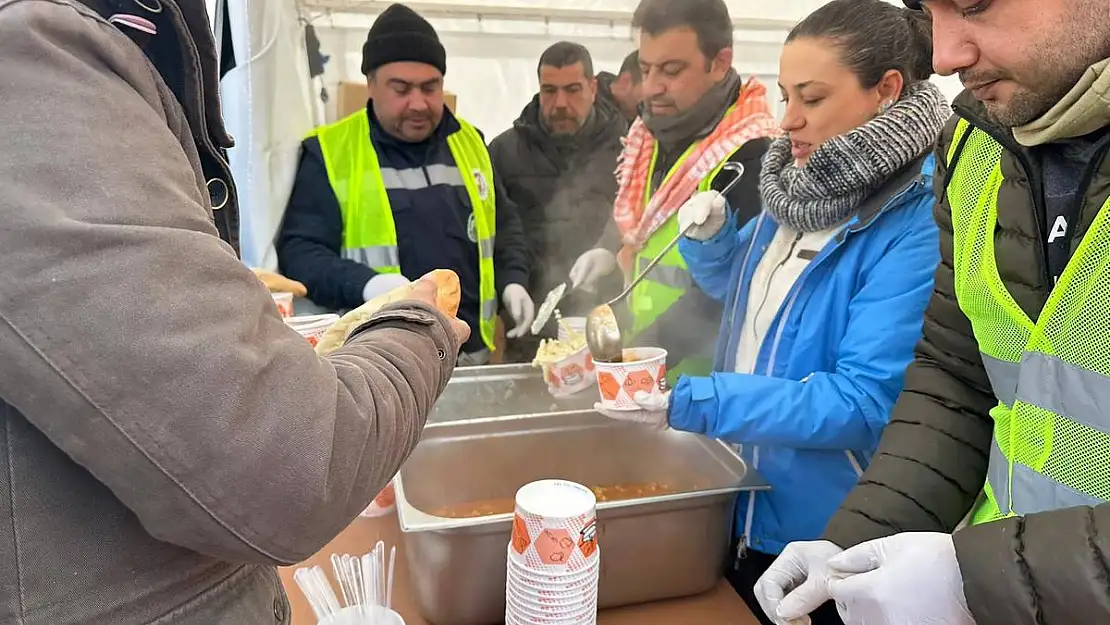 Ben dönüyorum ama aklım bölgede kaldı