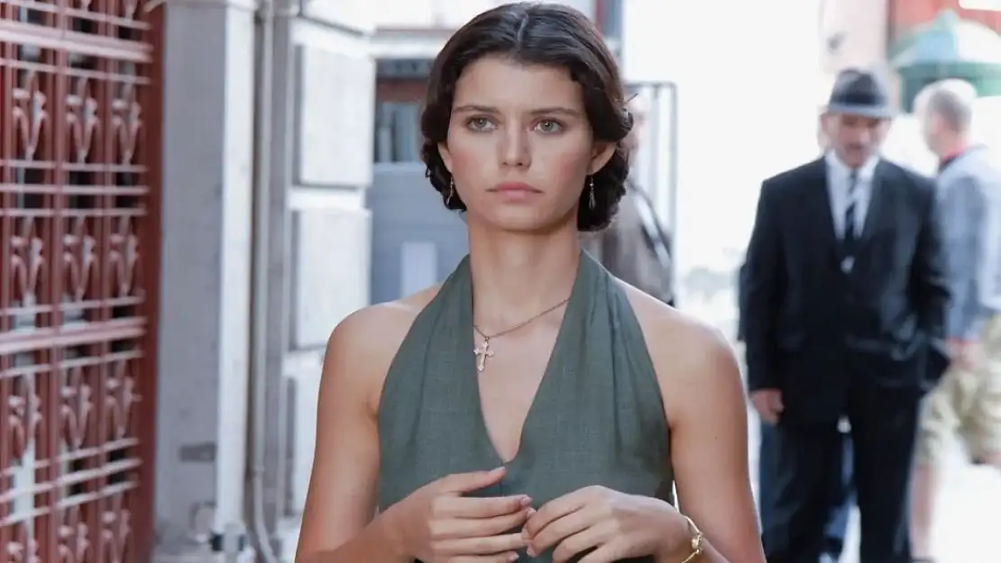 Beren Saat'in oynayacağı yeni filmin kadrosu belli oldu 