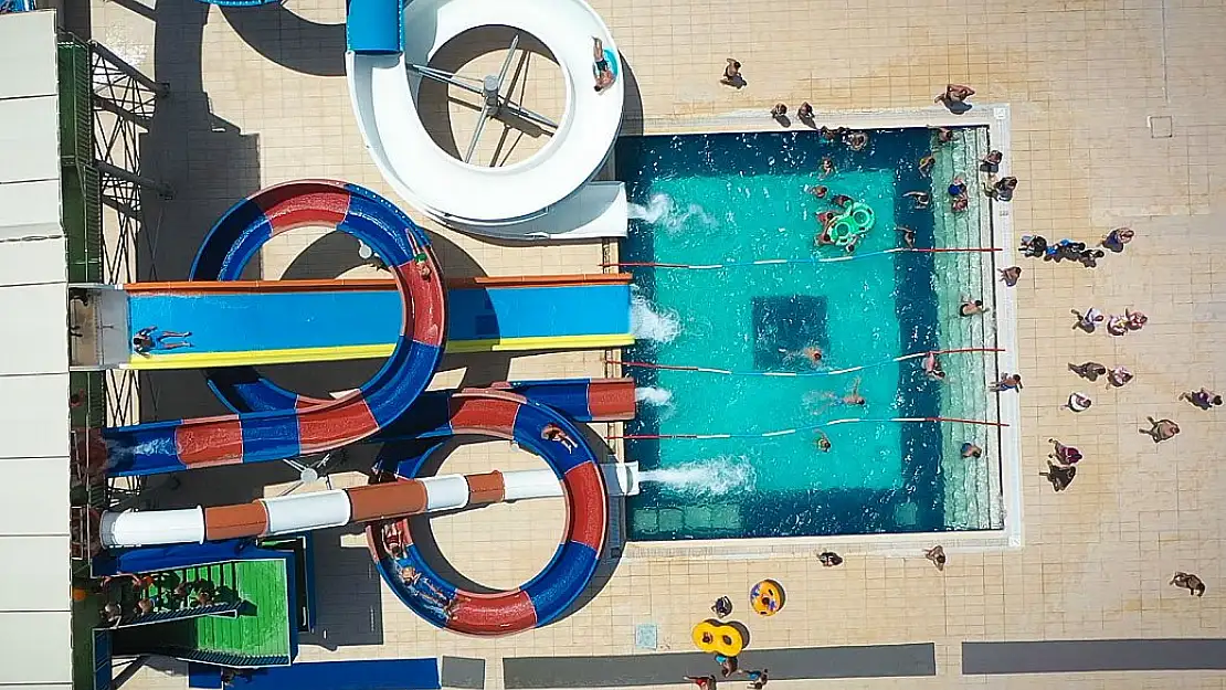 Bergama’da Aquapark  açıldı