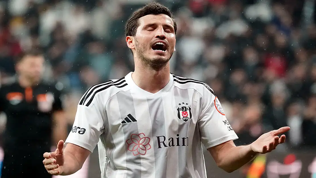 Beşiktaş'a bir kötü haber de Salih Uçan'dan