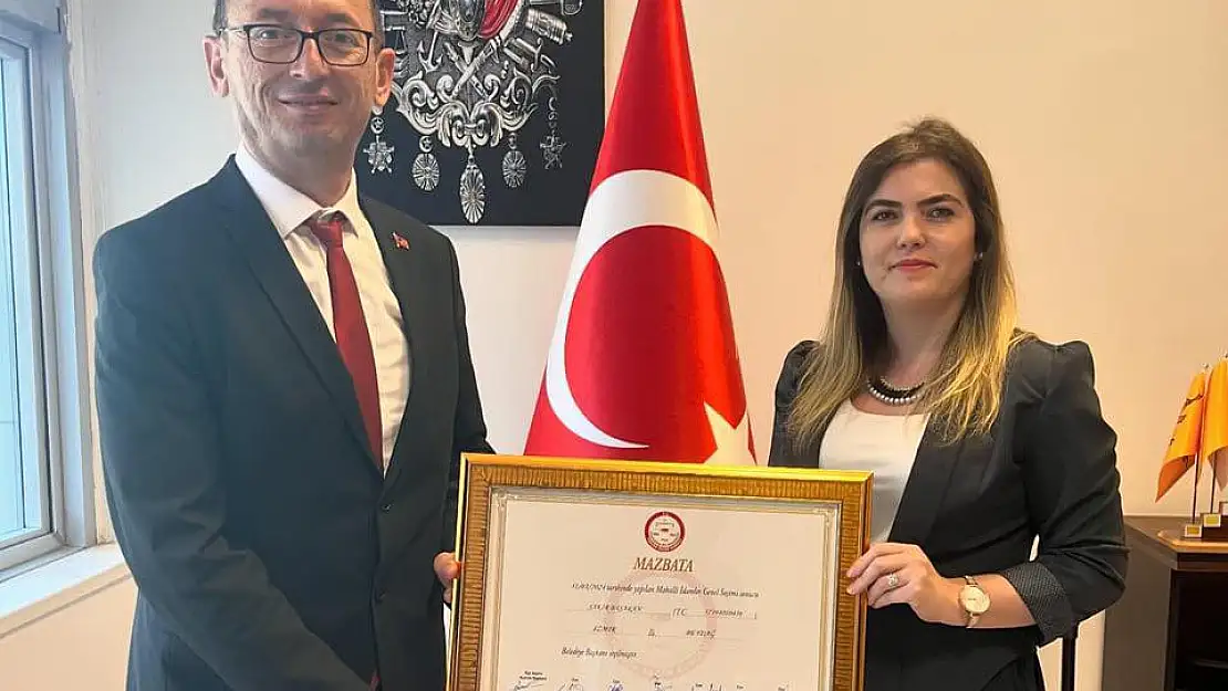 Beydağ’da seçimi kazanan Başaran, mazbata töreniyle göreve başladı