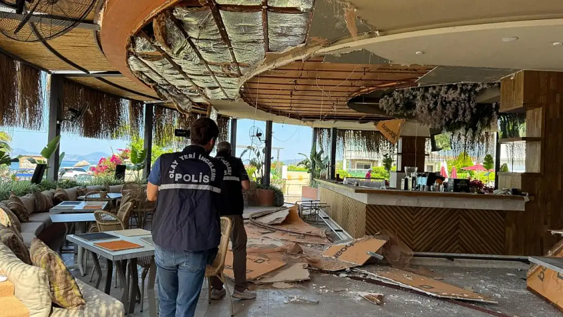 Bir restoranda tavan çöktü: Yaralılar var