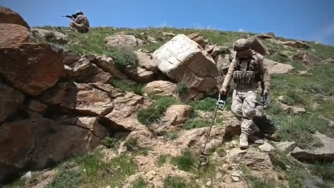 Bitlis'te terör örgütüne ait patlayıcı ele geçirildi!