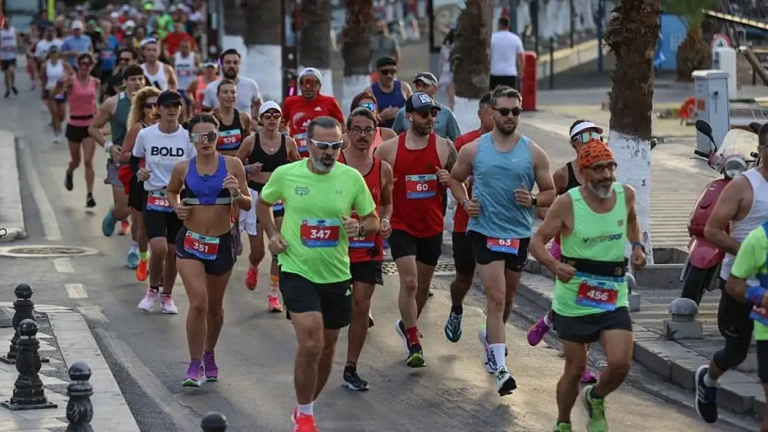 Bodrum Yarı Maratonu'na yoğun katılım