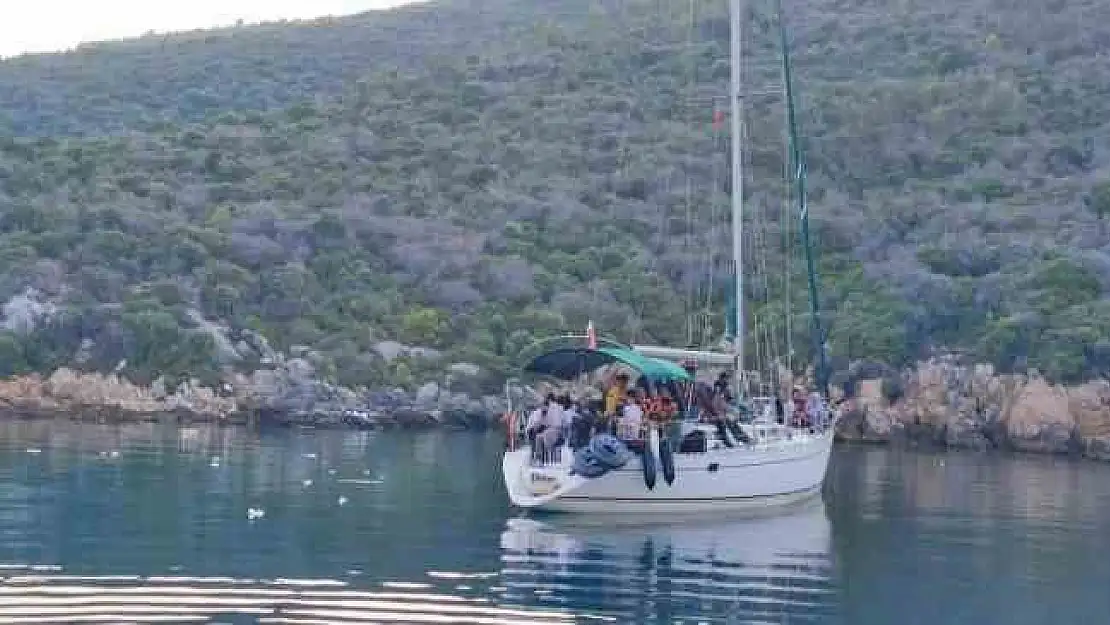 Bodrum’da yelkenli teknede 69 göçmen yakalandı