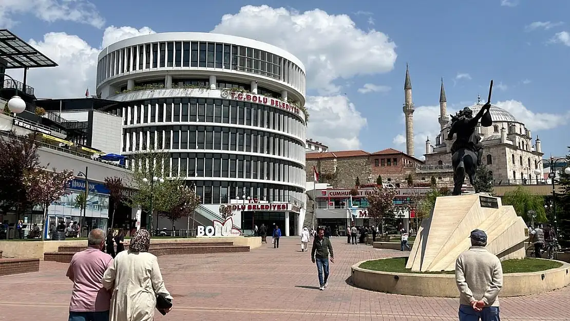 Bolulu vatandaşlardan İngilizce tabelalara tepki