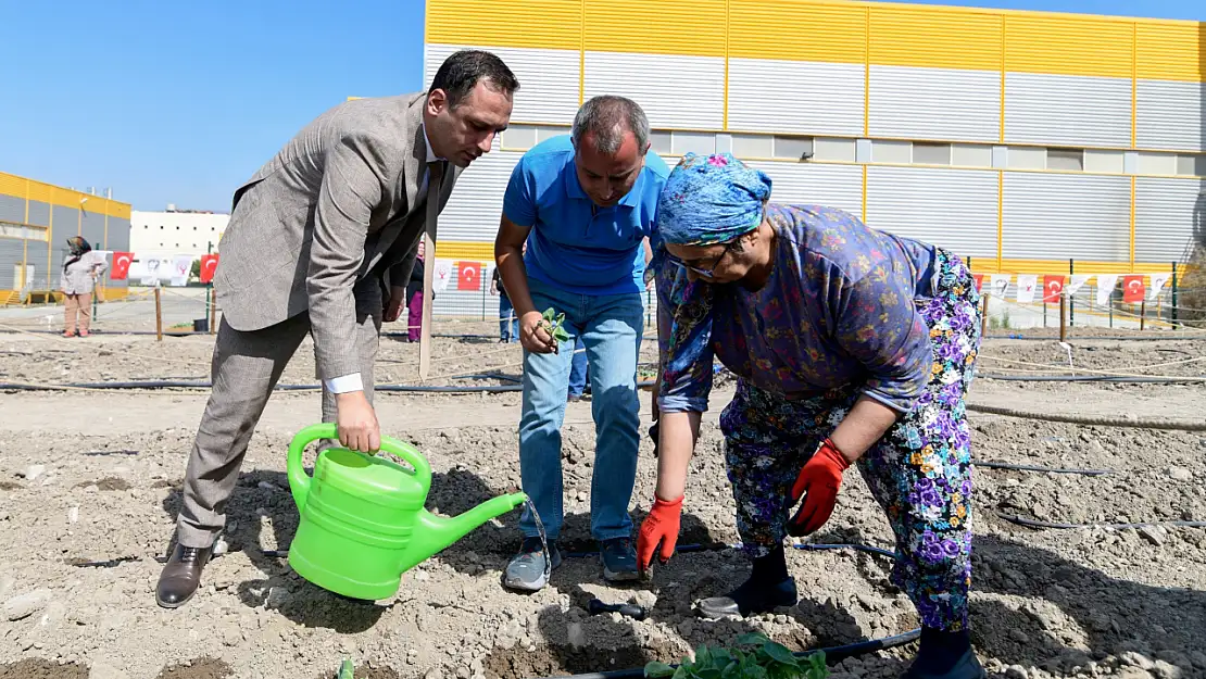 Bornova Belediyesi'nden yerel üretime büyük destek