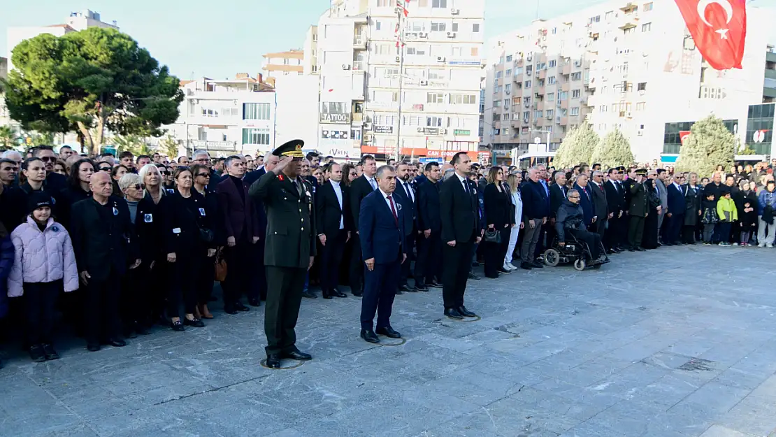 Bornova'da 10 Kasım Atatürk anma törenleri: Saygı, özlem ve vefa