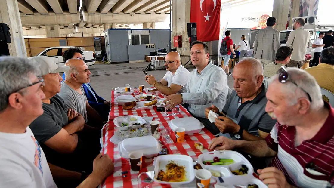 Bornova'da afet gündemiyle Mahalle Meclisi başladı