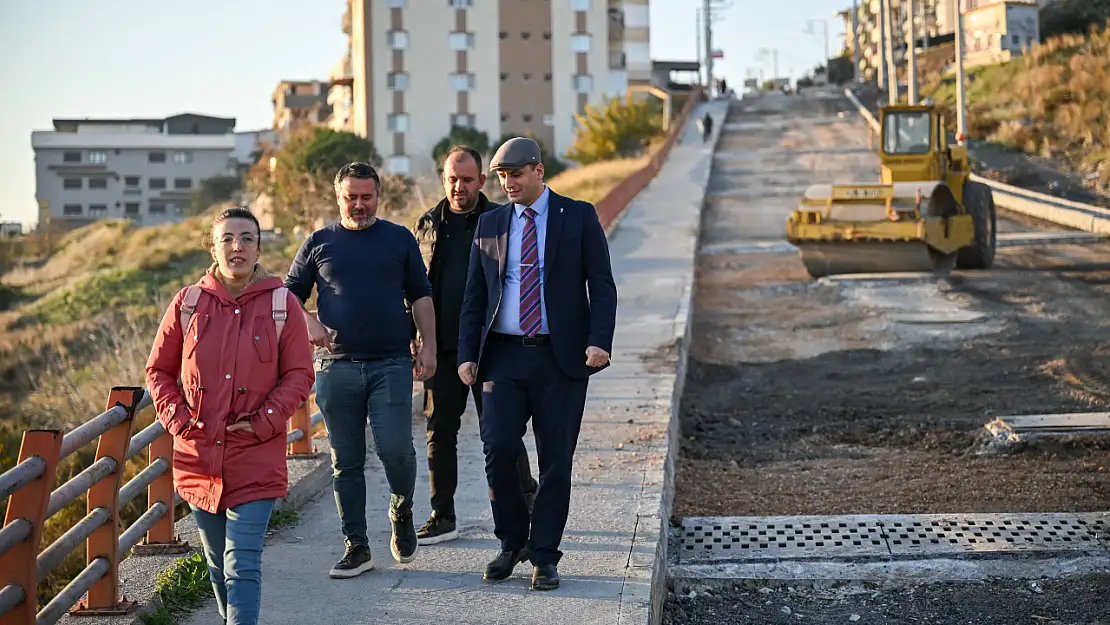 Bornova'da eş zamanlı asfalt hamlesi