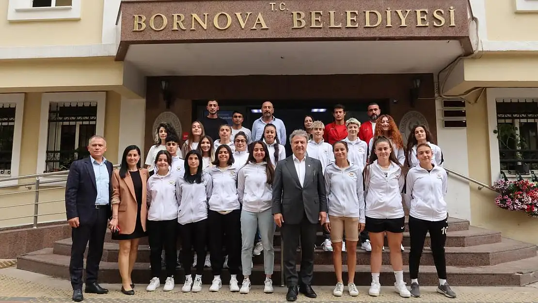 Bornova HİTAB Spor Kulübü 1. Lige yükseldi