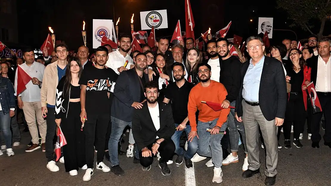 Bornova’da 19 Mayıs coşkuyla kutlandı