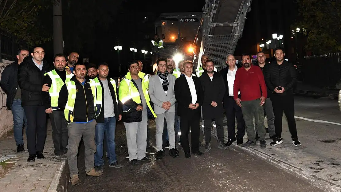 Bornova'da yol sorunu çözülüyor