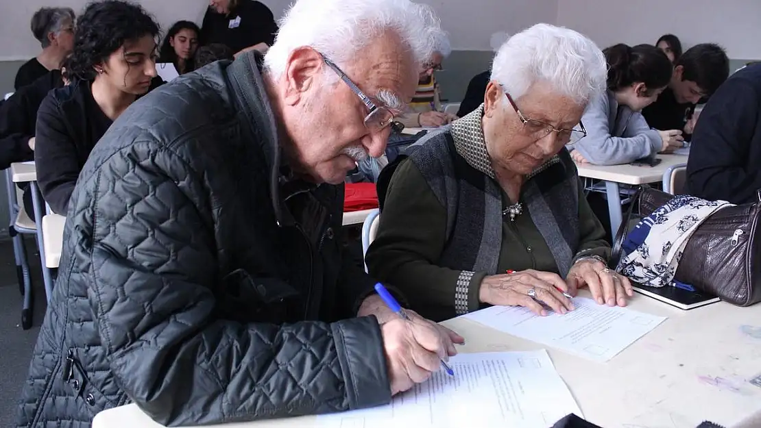 Bu okulda öğrenmenin yaşı yok