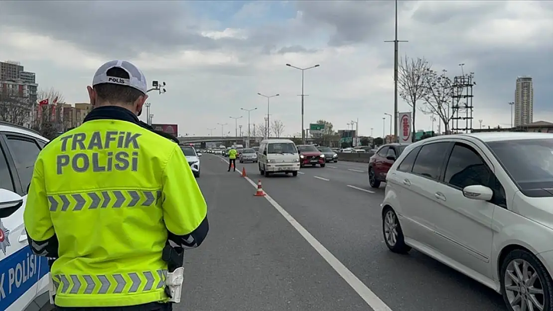 Bu yollar trafiğe kapatılacak: Güzergah değişikliği yapıldı