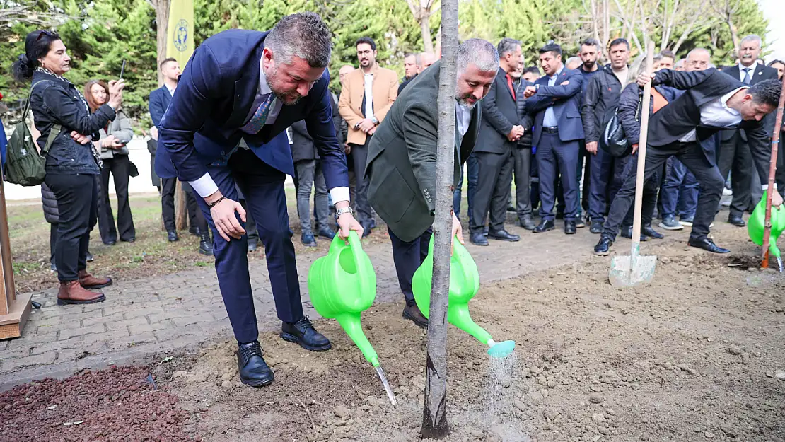 Buca'da asimilasyon şehitlerinin anısına Rodop Çocuk Parkı ve Anıtı