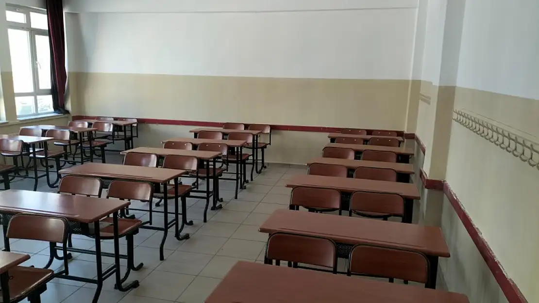 Buca'da okula giden öğrencileri ilgilendiriyor: Belediye duyuru yaptı