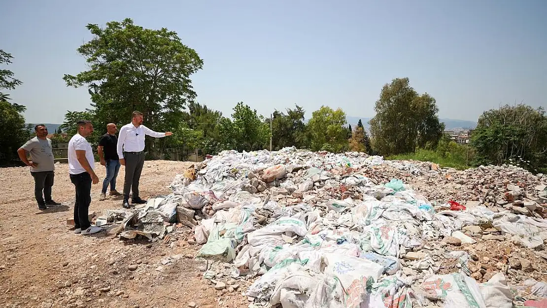 Buca'da moloz dökümüne geçit yok