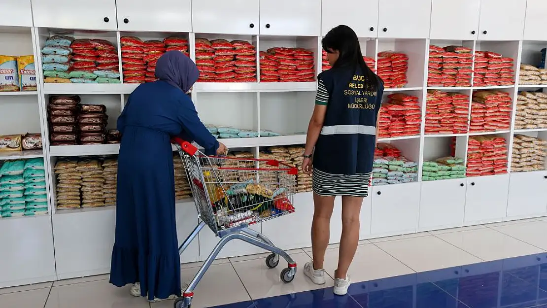 Buca’da Sosyal Market ihtiyaçlara çözüm