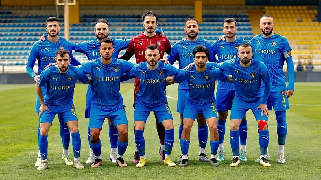 Bucaspor, Karafırtınalar ile kalesini gole kapattı