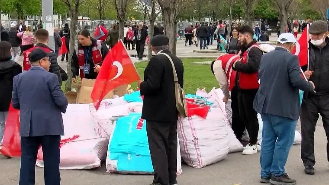 Büyük İstanbul mitingi için toplanmalar başladı