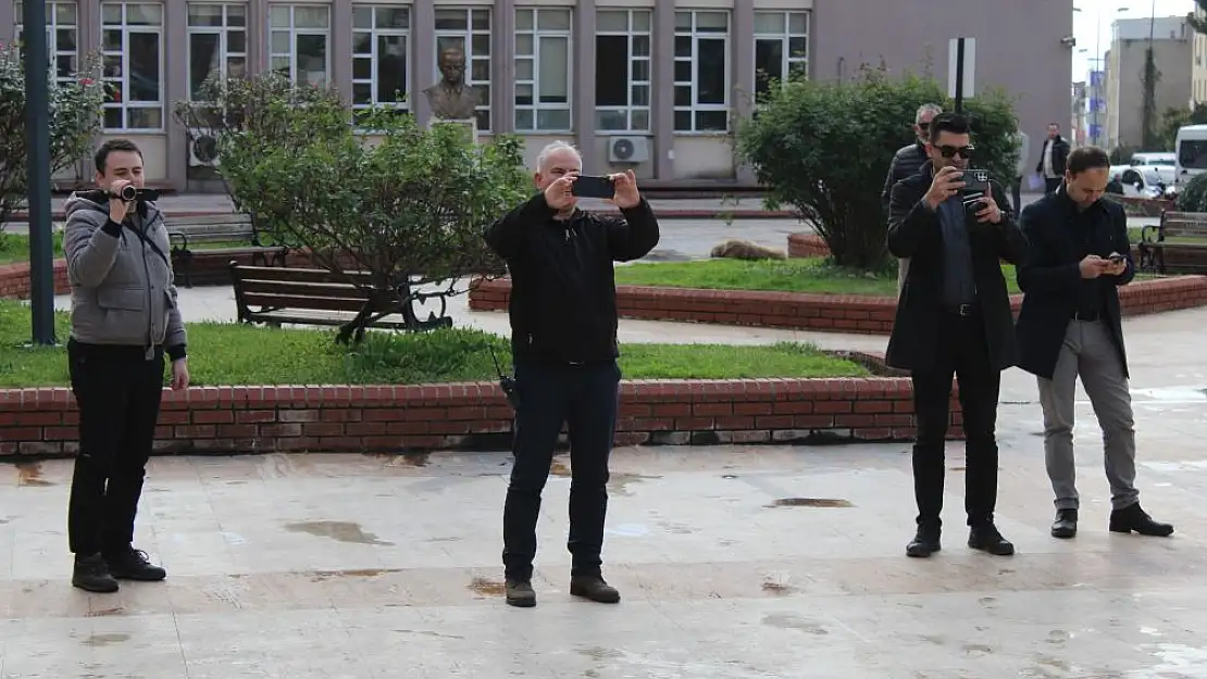 Çalışan Gazeteciler Günü’nde fotoğraf çekme işi polislere düştü