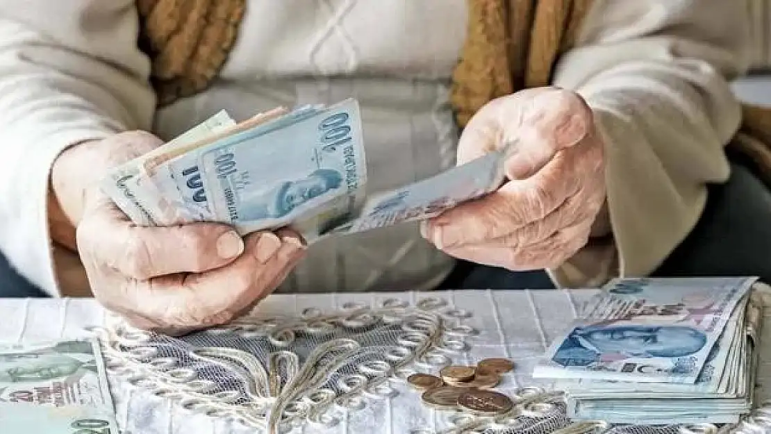 Çalışmayan emekliye 5 bin lira ödemesi bugün başlıyor