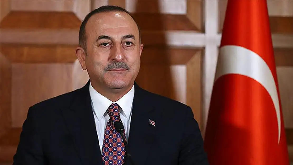 Çavuşoğlu’ndan “Suriyelilere sınır kapısı açıldı” iddiasıyla ilgili açıklama