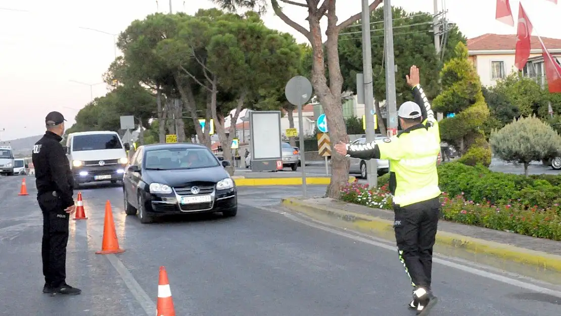 Çeşitli suçlardan aranıyorlardı…