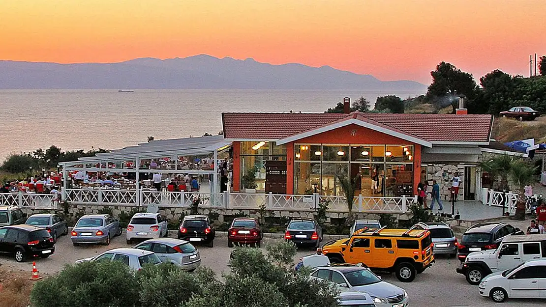 Çeşme'de lüks şart değil: Cebinizi yormayan iki esnaf lokantası keşfedildi