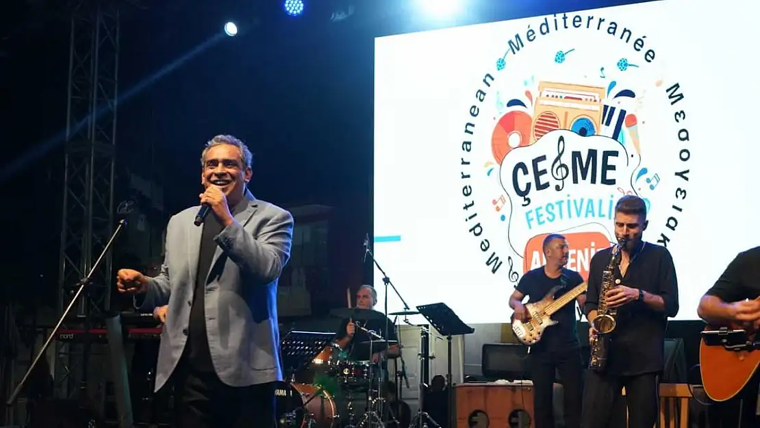 Çeşme Festivali'nde Ege rüzgârı