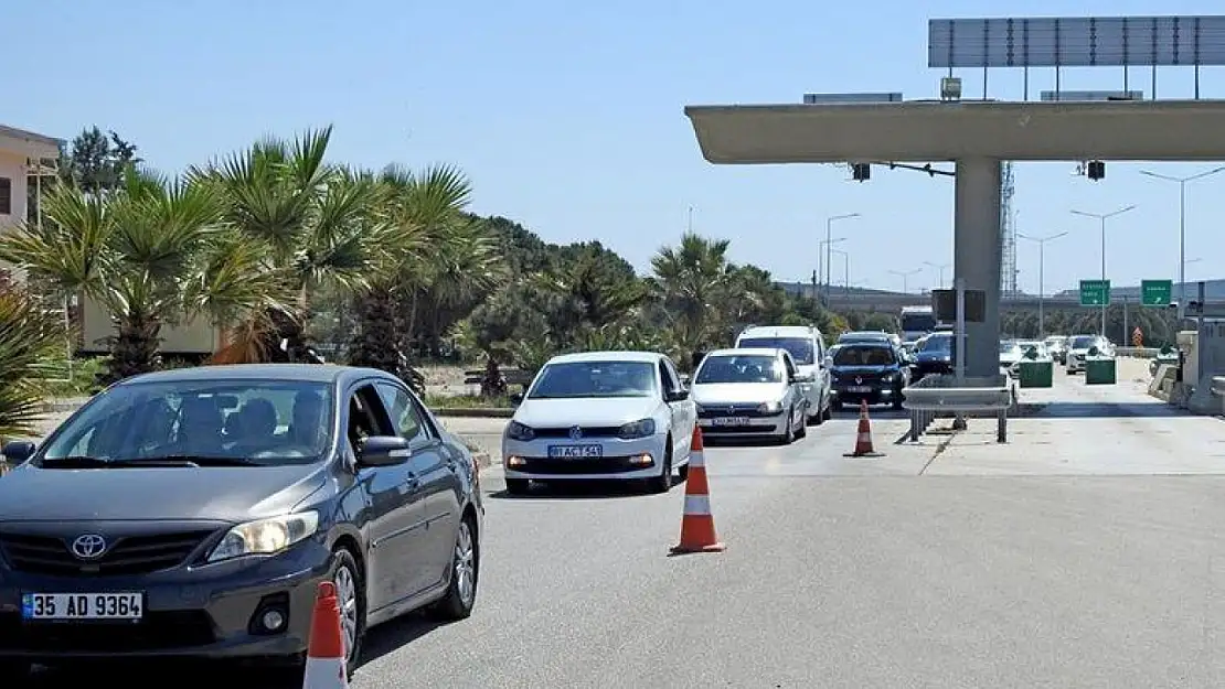 Çeşme Ve Alaçatı'ya yılbaşı tatilinde 24 bin 749 araç girişi