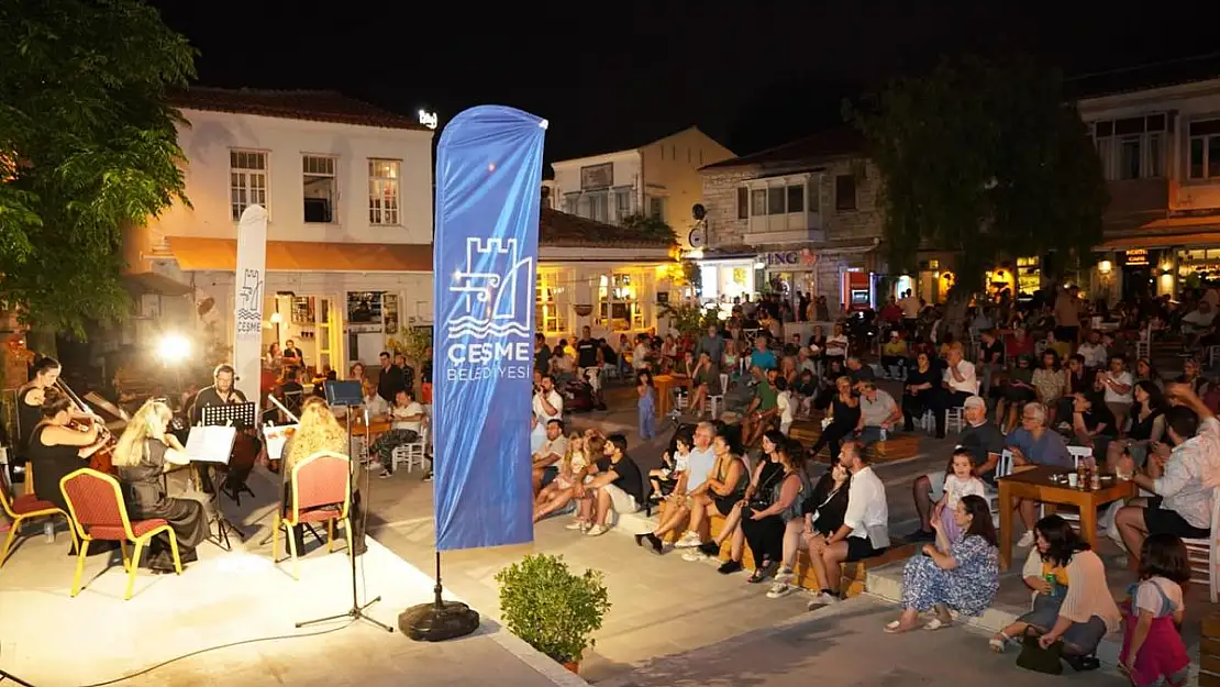 Çeşme’de Alaçatı Gün batımı Konserleri başladı