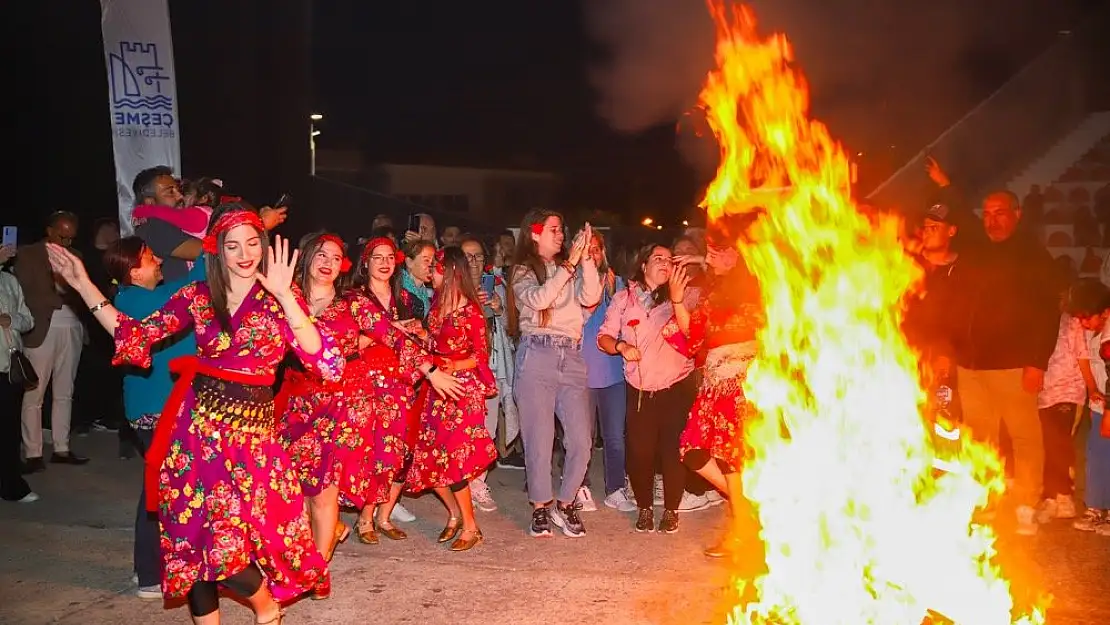 Çeşme'de Hıdırellez Şenliği coşkuyla kutlandı