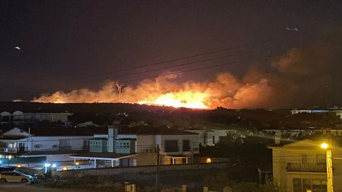 Çeşme’de yangın korkuttu