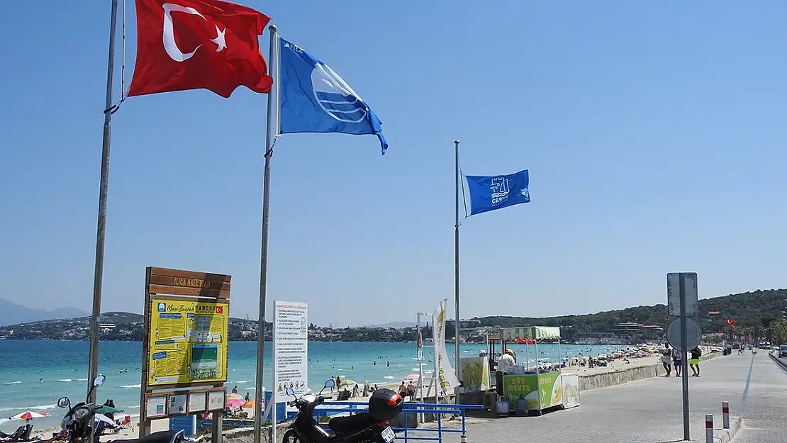 Çeşme’ye 14 mavi bayrak