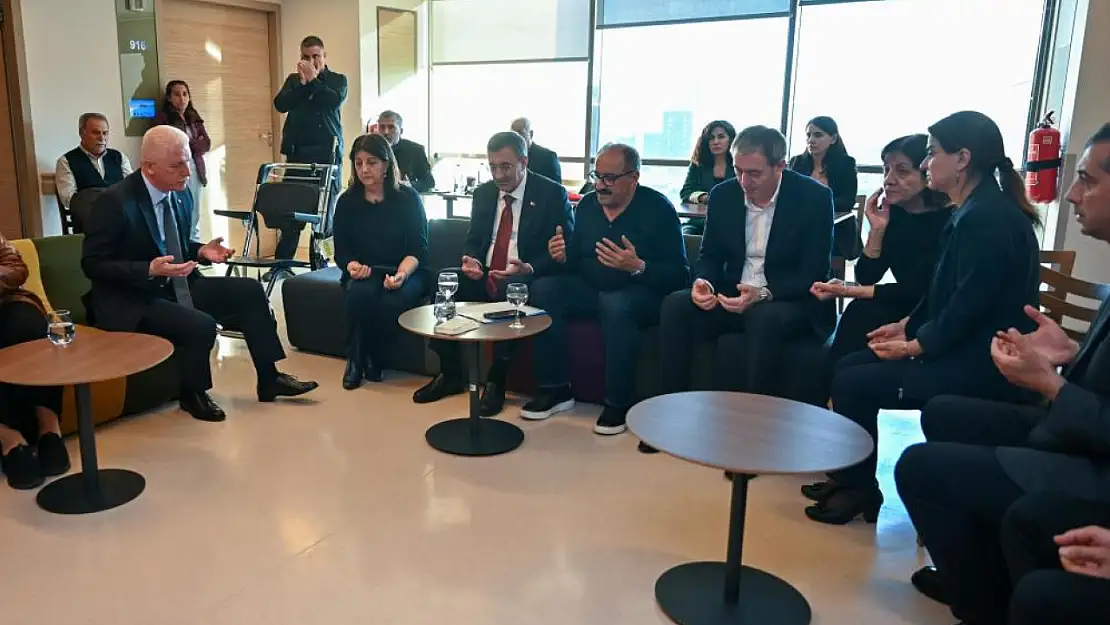 Cevdet Yılmaz'dan Sırrı Süreyya Önder'in ailesine taziye ziyareti