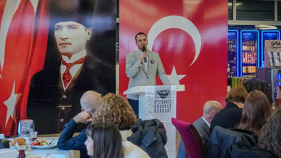 CHP Bornova Belediye Başkan Adayı Ömer Eşki: Atatürkçüler kazanacak!