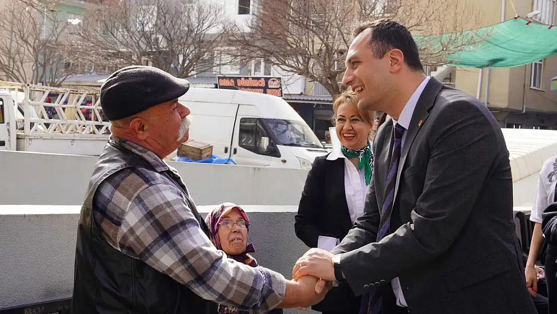 CHP Bornova Belediye Başkan Adayı Ömer Eşki: oylarımızın sayısını artıracağımıza inanıyorum!