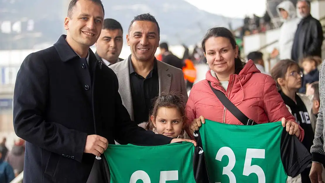 CHP Bornova Belediye Başkan Adayı Ömer Eşki: Spora tam erişim sağlayacağız