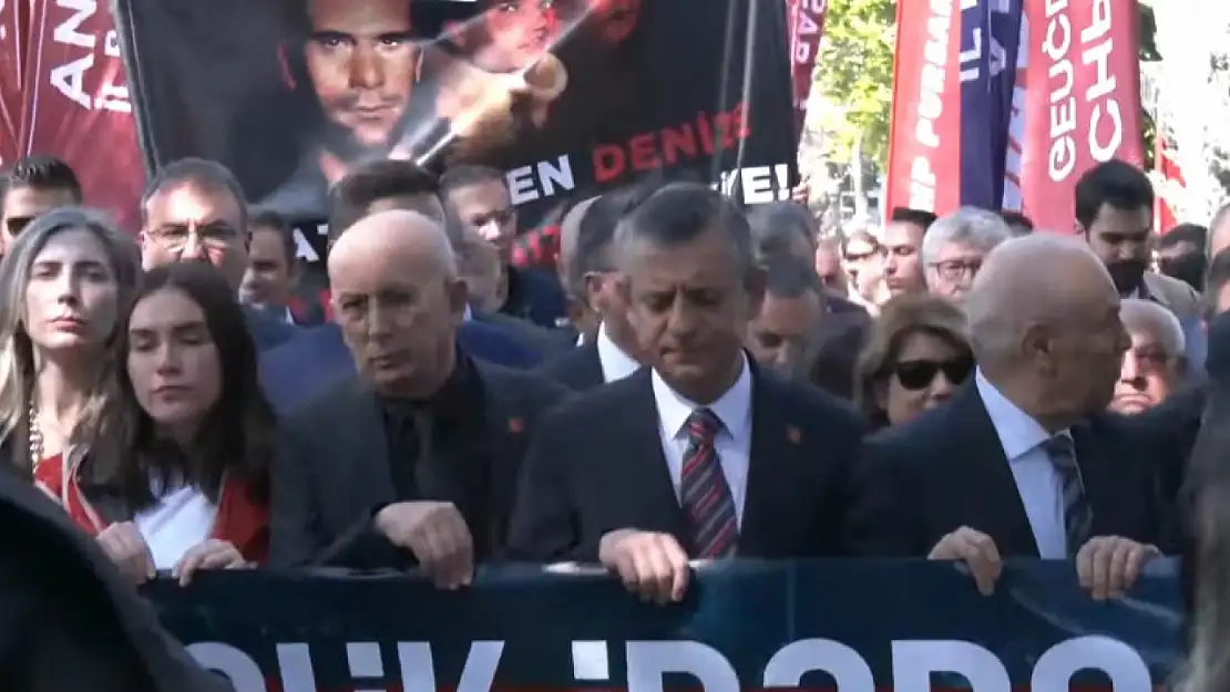 CHP'den 'üç fidan' anması: Özgür Özel hangi mesajları verdi?