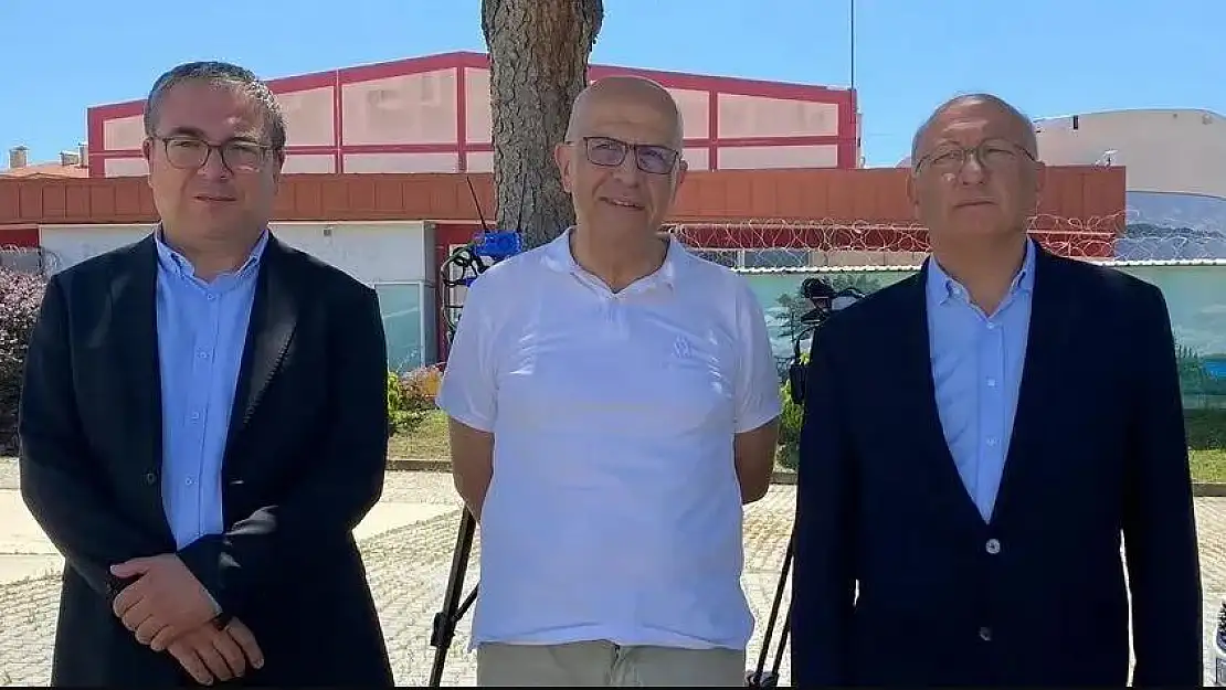 CHP heyetinden cezaevindeki Merdan Yanardağ’a ziyaret