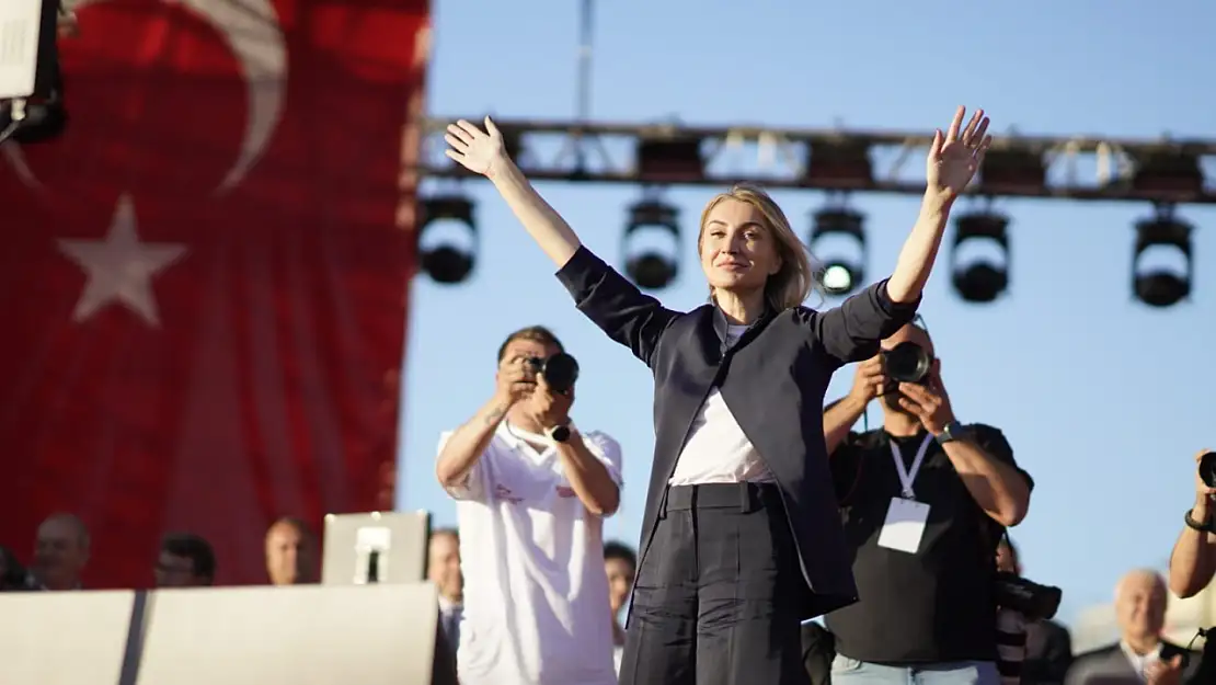 CHP İzmir İl Başkanı'ndan Dilek İmamoğlu'na teşekkür