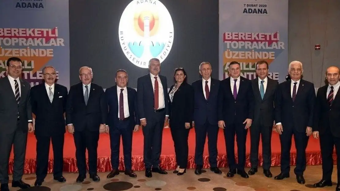 CHP’li büyükşehir belediye başkanları Ankara’da toplandı